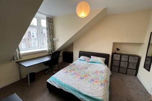 Bedroom 2a
