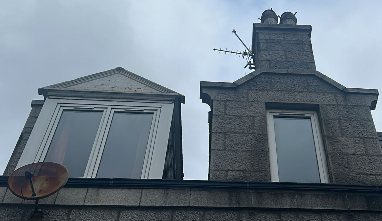 exterior-top-floor-flat