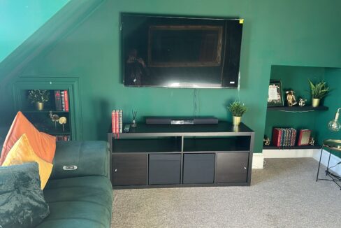 lounge-TV